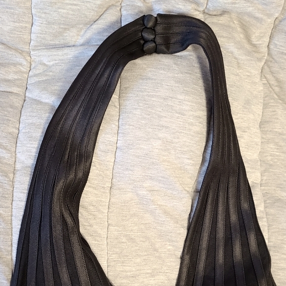 Cartise black mesh overlay dress gown size 12 - Picture 2 of 7